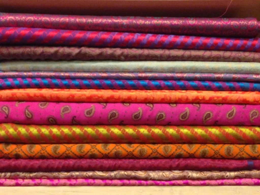Colors of the Pink City, Jaipur | Gandhi Textile Factory Store