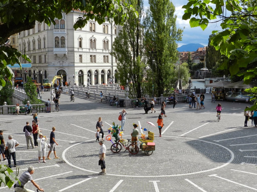 12 Preseren Square - o que fazer em ljubljana eslovenia - dicas de viagem