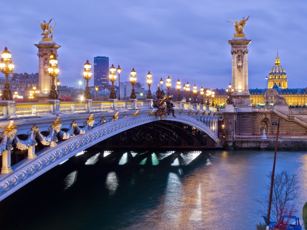 Pont Alexandre III (Grand Palais ao fundo) | foto: commons.wikimedia.org