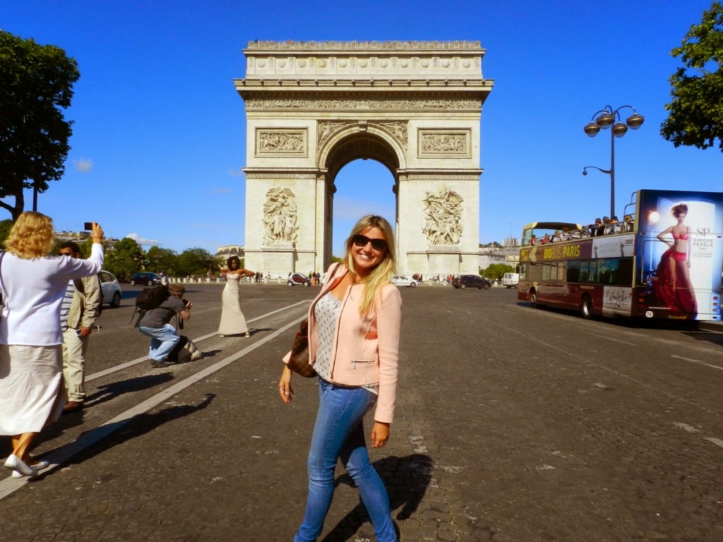 Arco do Triunfo, na Avenida Champs Elysées