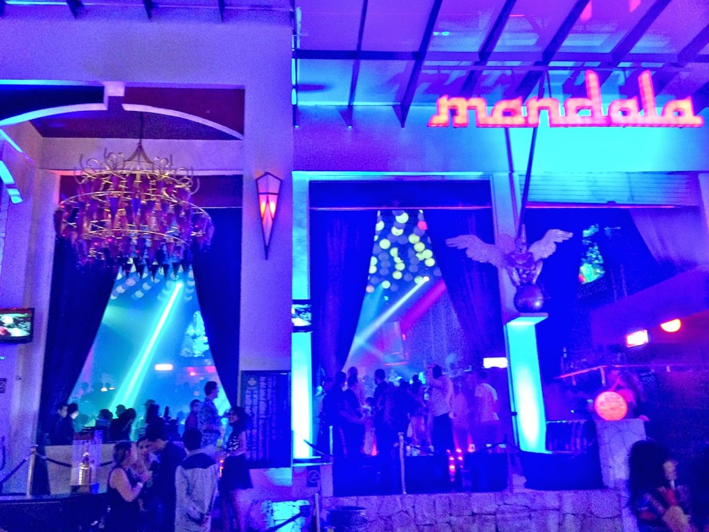 mandala nightclub cancun mexico blog lalarebelo dicas de viagem