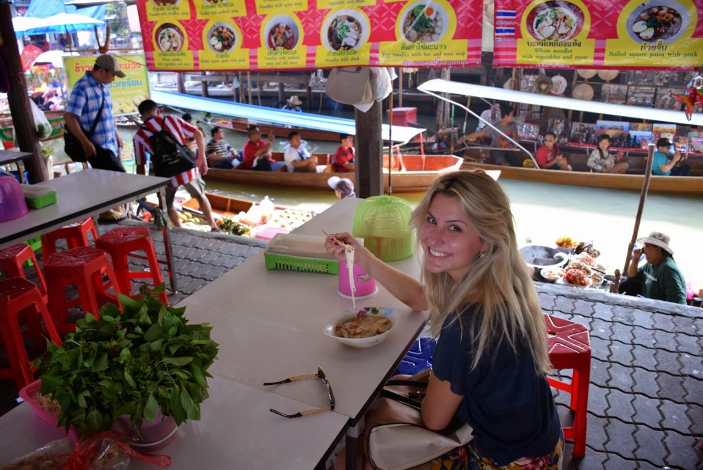 18Comidas tailandesas NOODLES SOUP floating market bangkok 03
