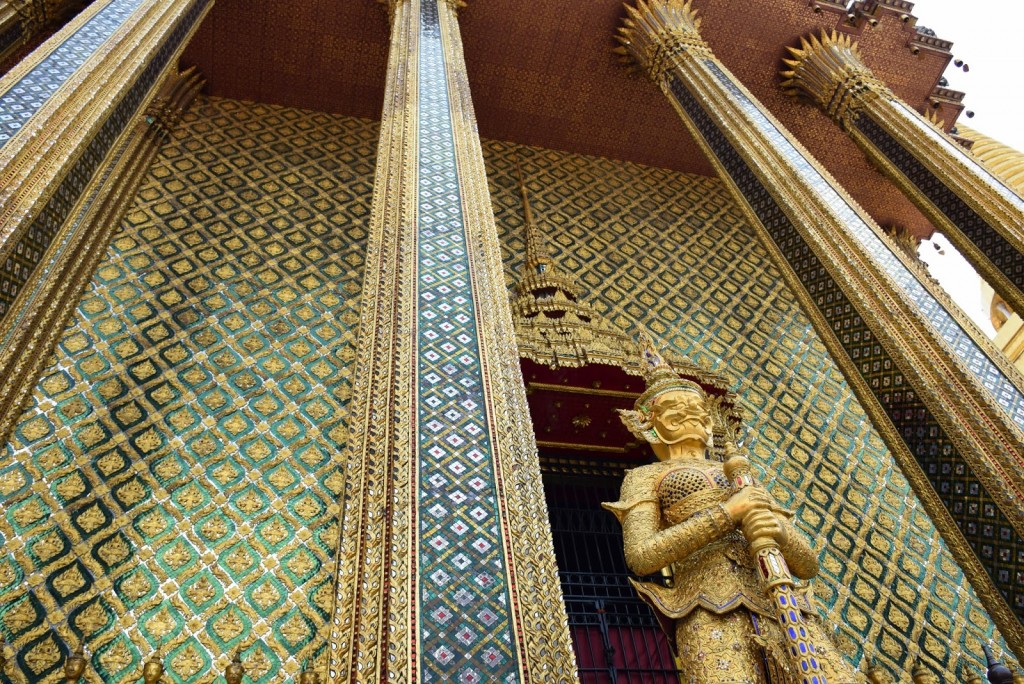 19 Grand Palace e templo do buda de esmeralda Wat Phra Kaew - o que fazer em bangkok dicas de viagem tailandia