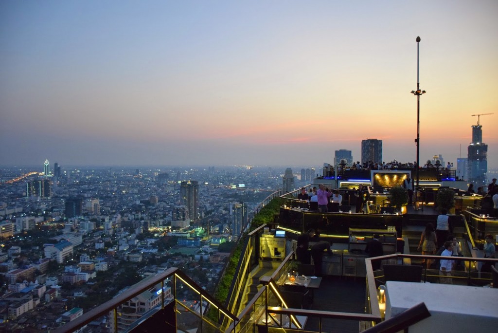 dicas de bangkok tailandia - rooftop vertigo and moon bar banyan tree hotel