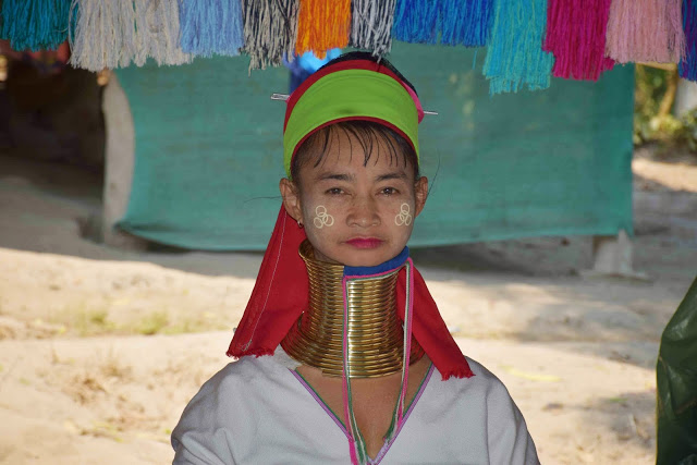 57 Baan Tong Luang Village - hill tribes - TRIBO DAS MULHERES GIRAFA - KAREN PADONG LONG NECK - chiang mai tailandia
