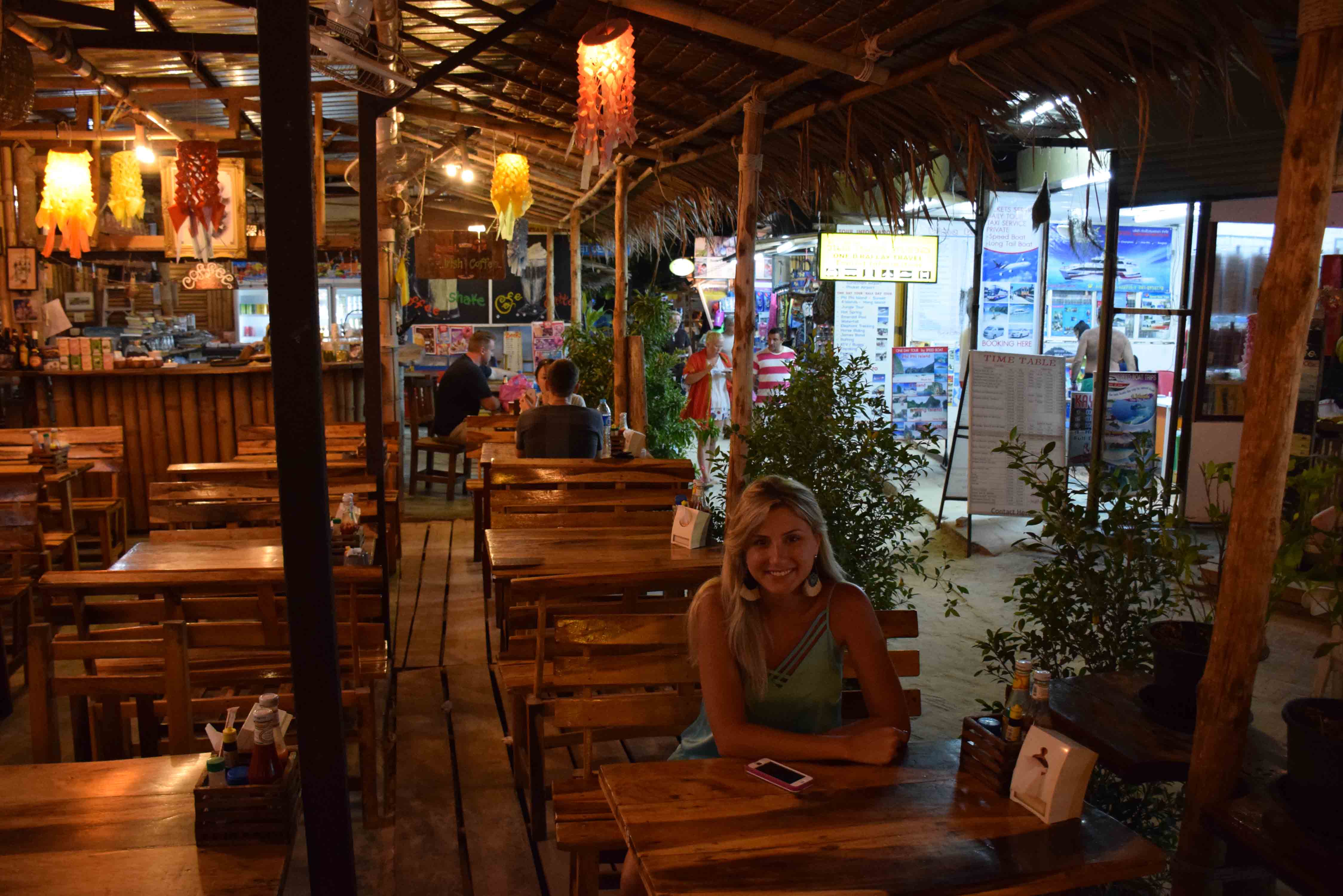 Restaurants KRABI Railay and Phranang Beach - WALKING STREET 07