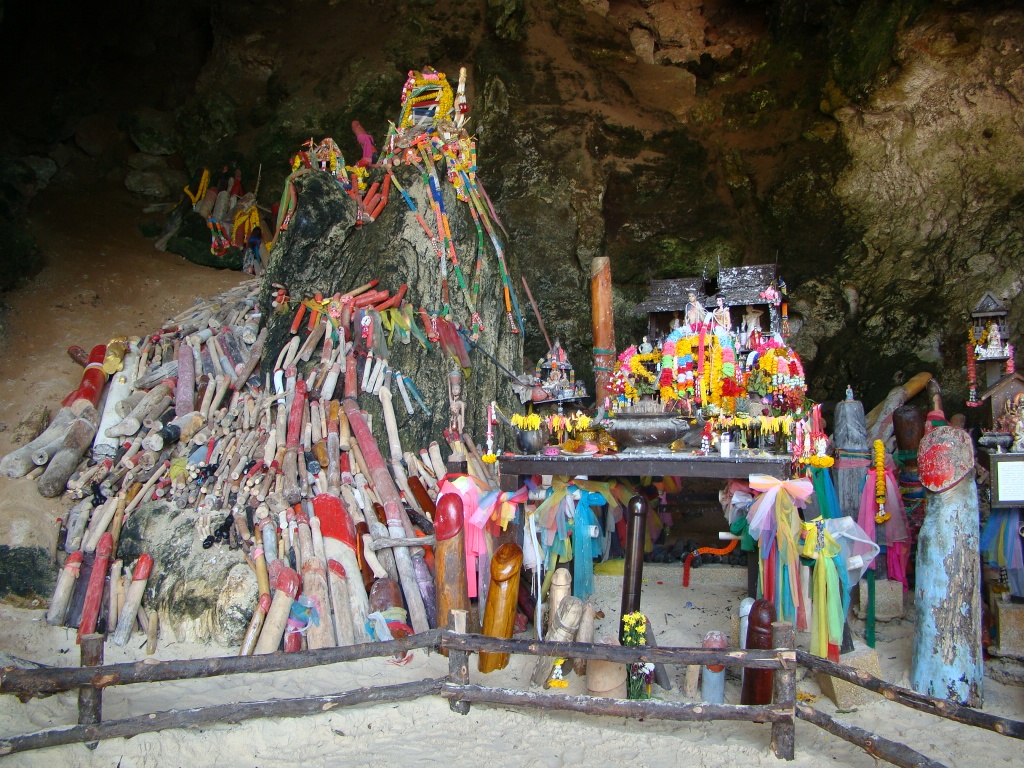 phra nang beach krabi penis temple