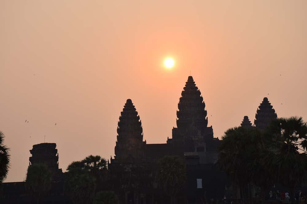 dicas viagem camboja - nascer do sol angor wat