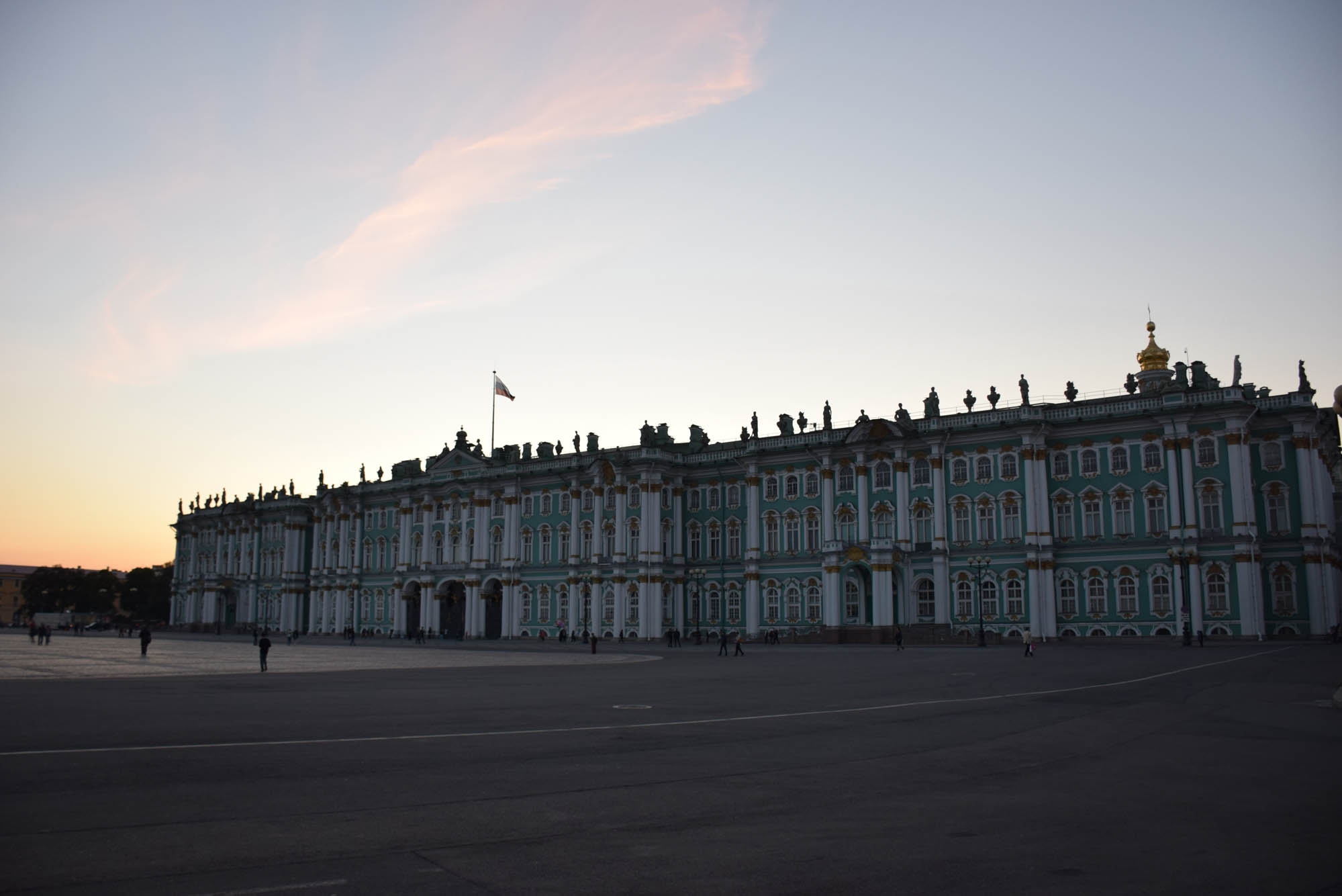 O Palácio de Inverno - edifício principal do Museu Hermitage - São Petersburgo