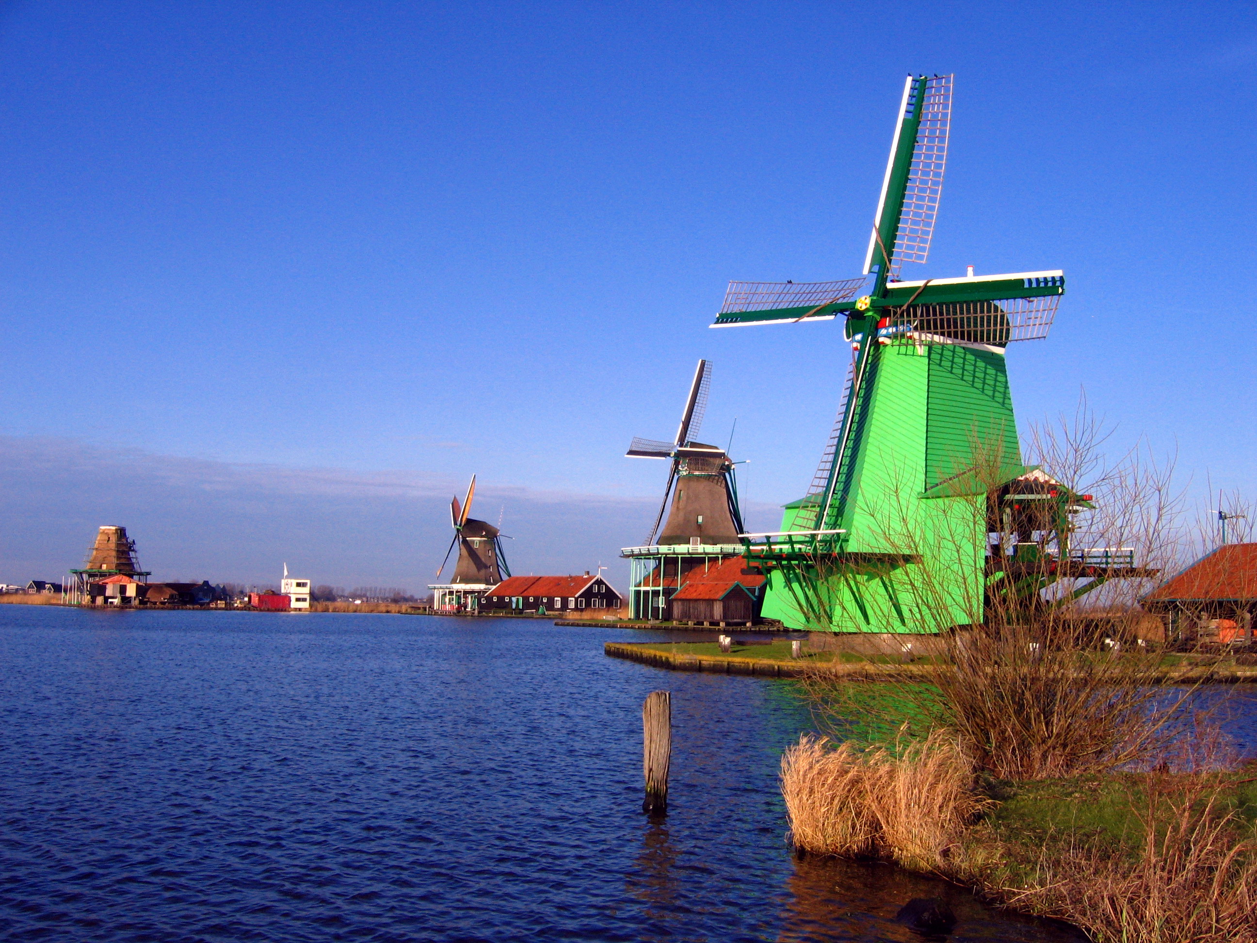 Moinhos de vento - Zaanse Schans | foto: tourism-spot.com