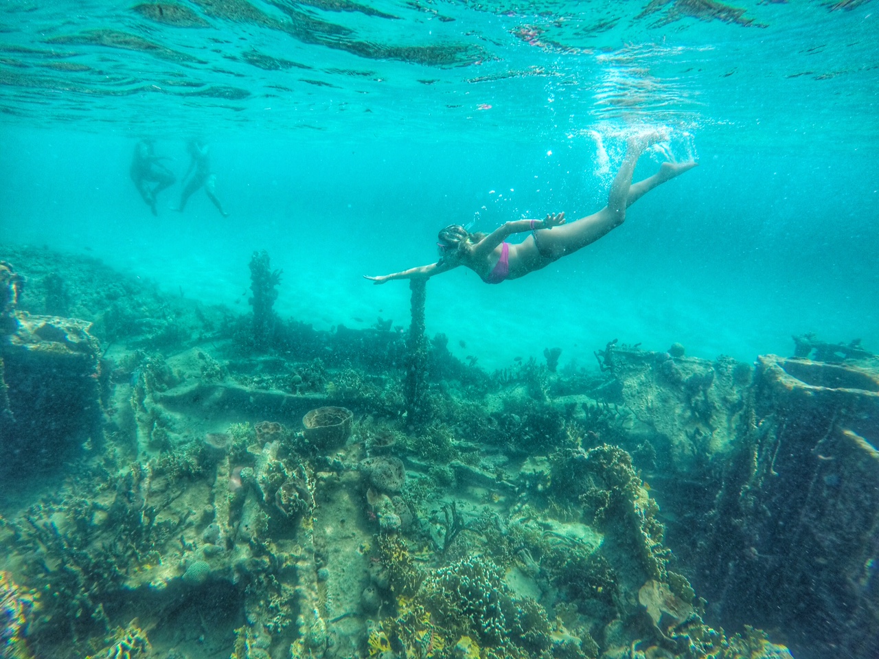 Barco afundado na Isla Perro Chico - San Blas - Panamá