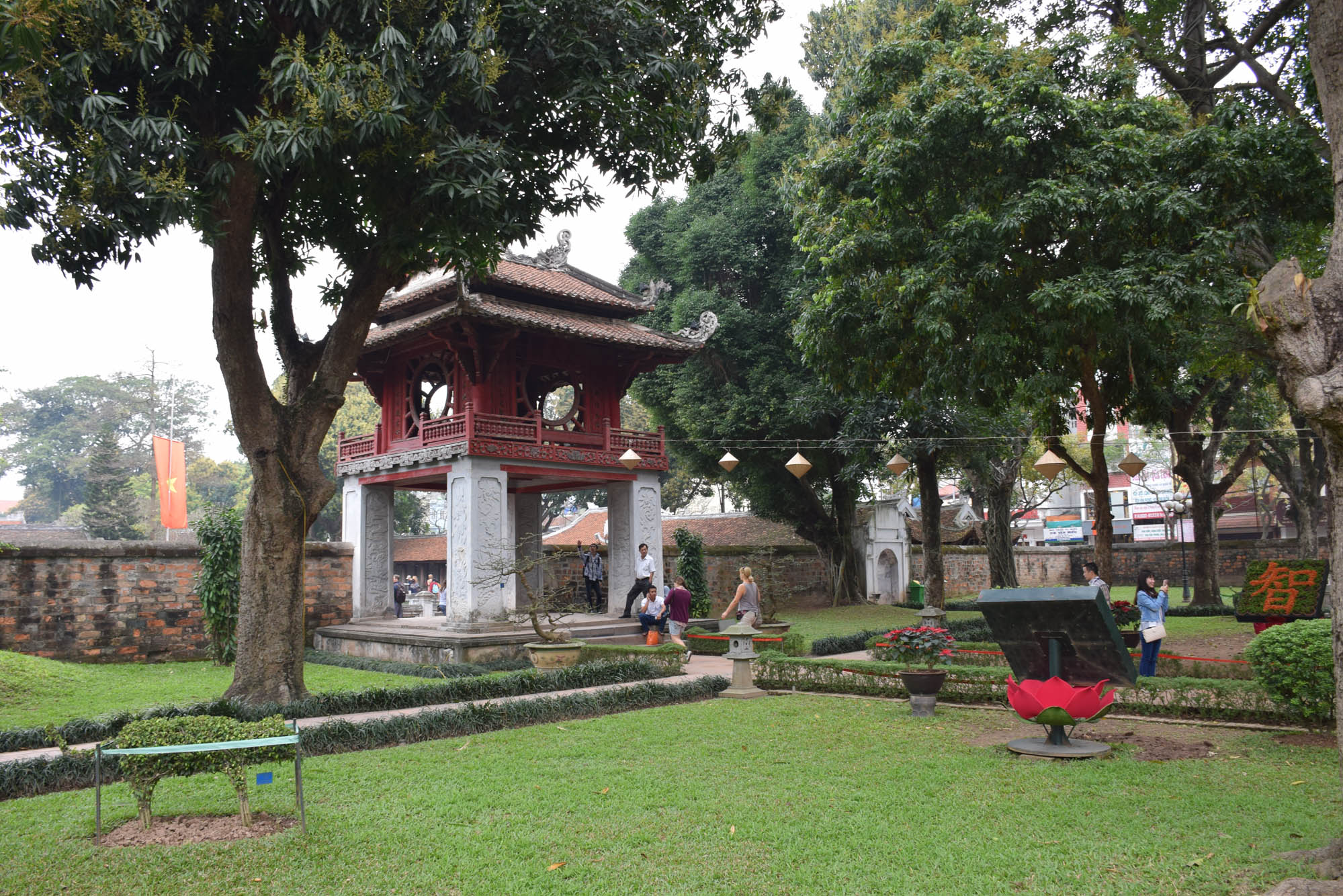 templo-da-literatura-hanoi-vietna