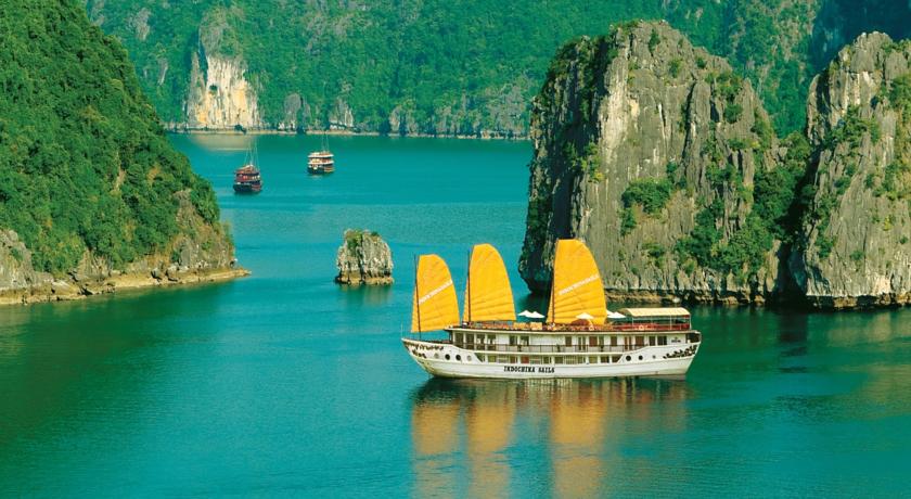 Indochina Sails Cruise - um dos barcos mais famosos de Halong Bay | foto: divulgação
