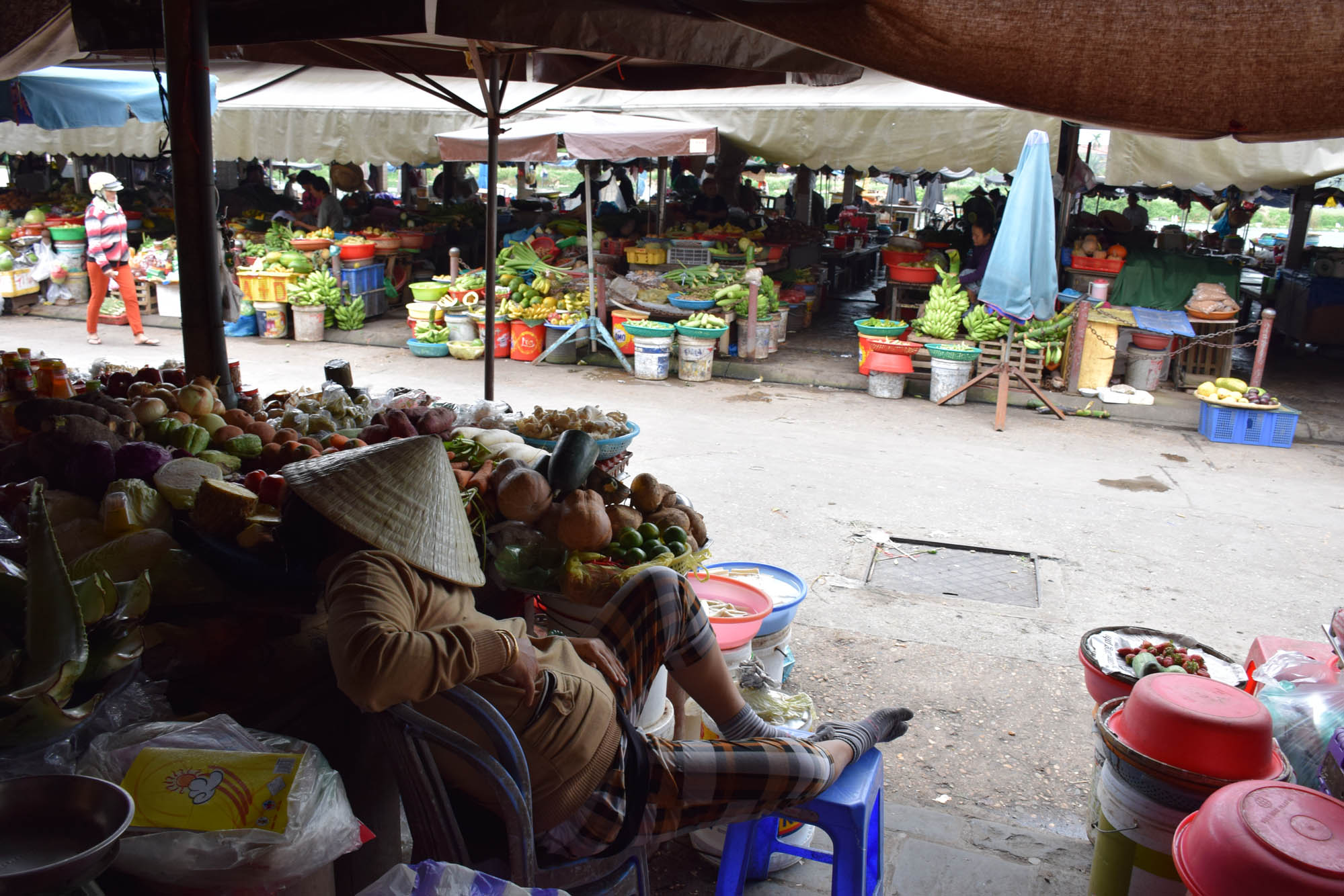 mercado-central-hoi-an-vietnam