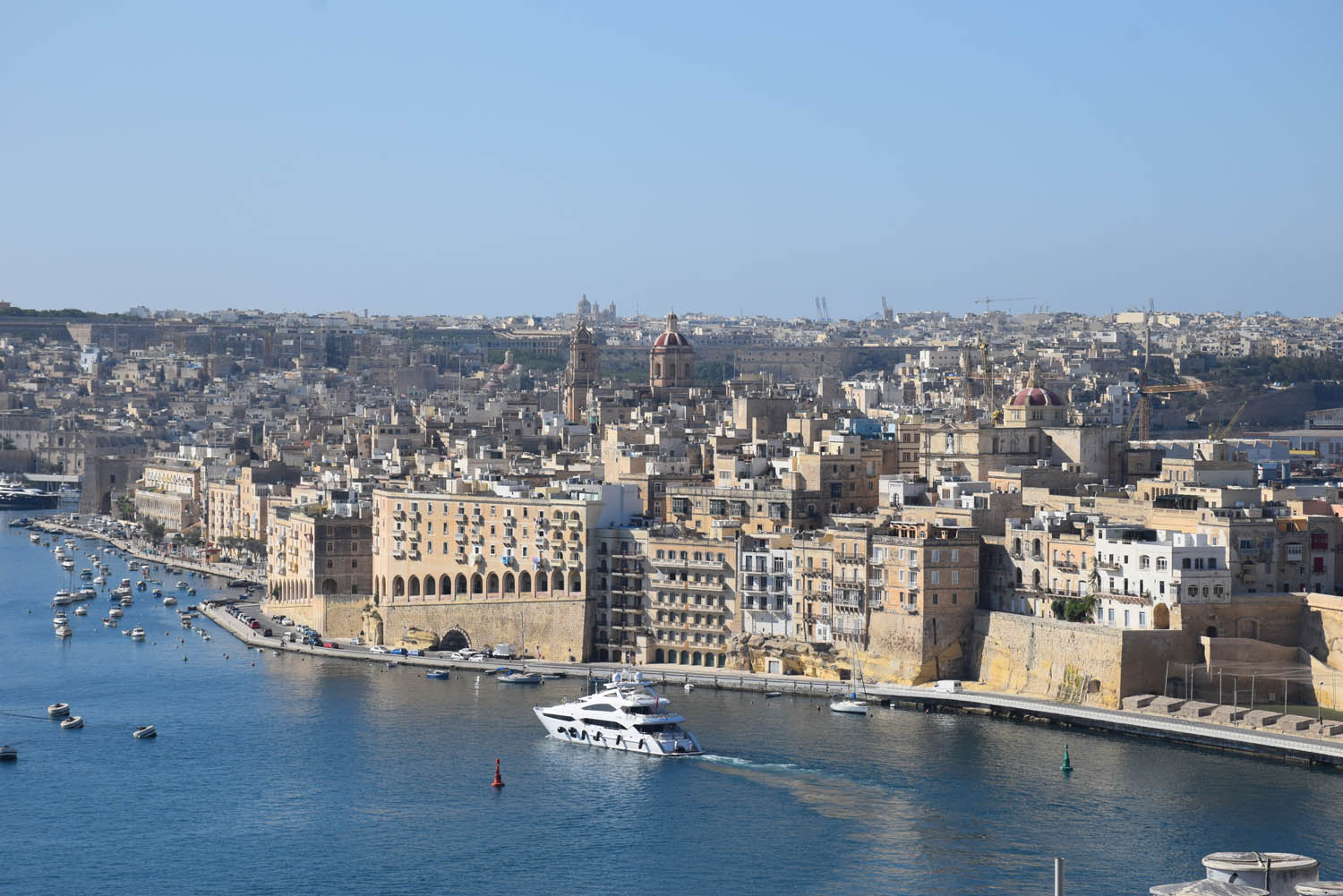Lá de cima dá pra ver toda Valletta e as Three Cities | Hotel Palazzo Prince d'Orange 