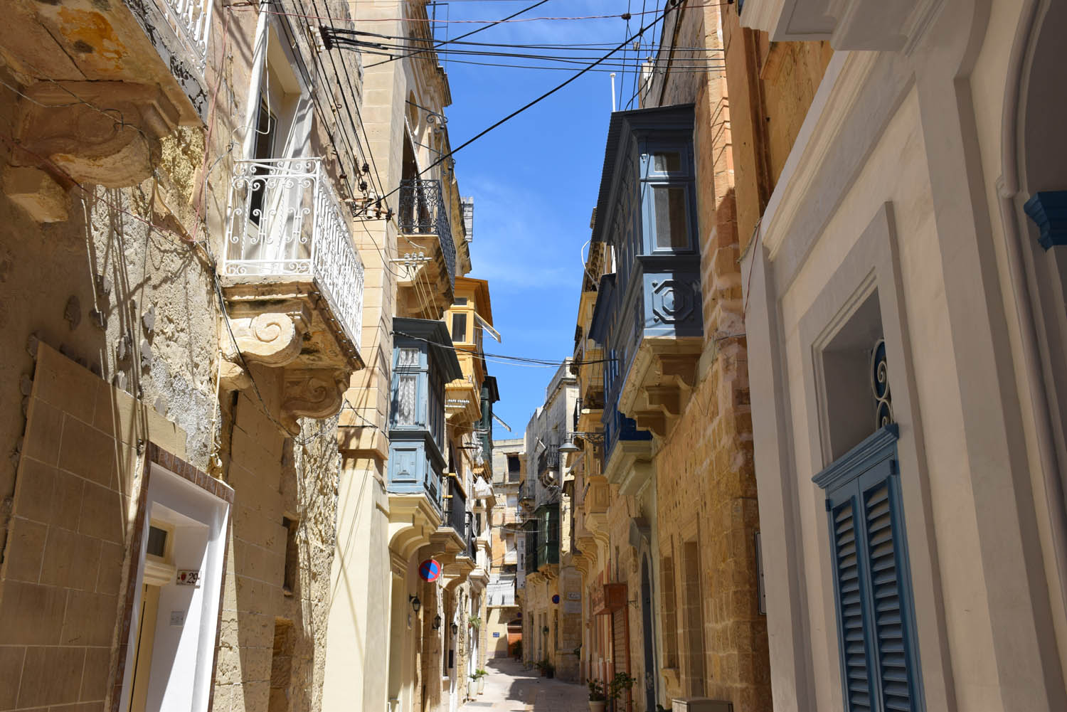 Pelas ruelas estreitas de Vittoriosa, Malta