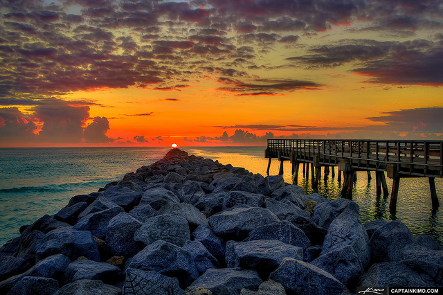 Pôr do sol no South Pointe Park no extremo sul de South Beach | photo by  Kim Seng para Flickr (CC)