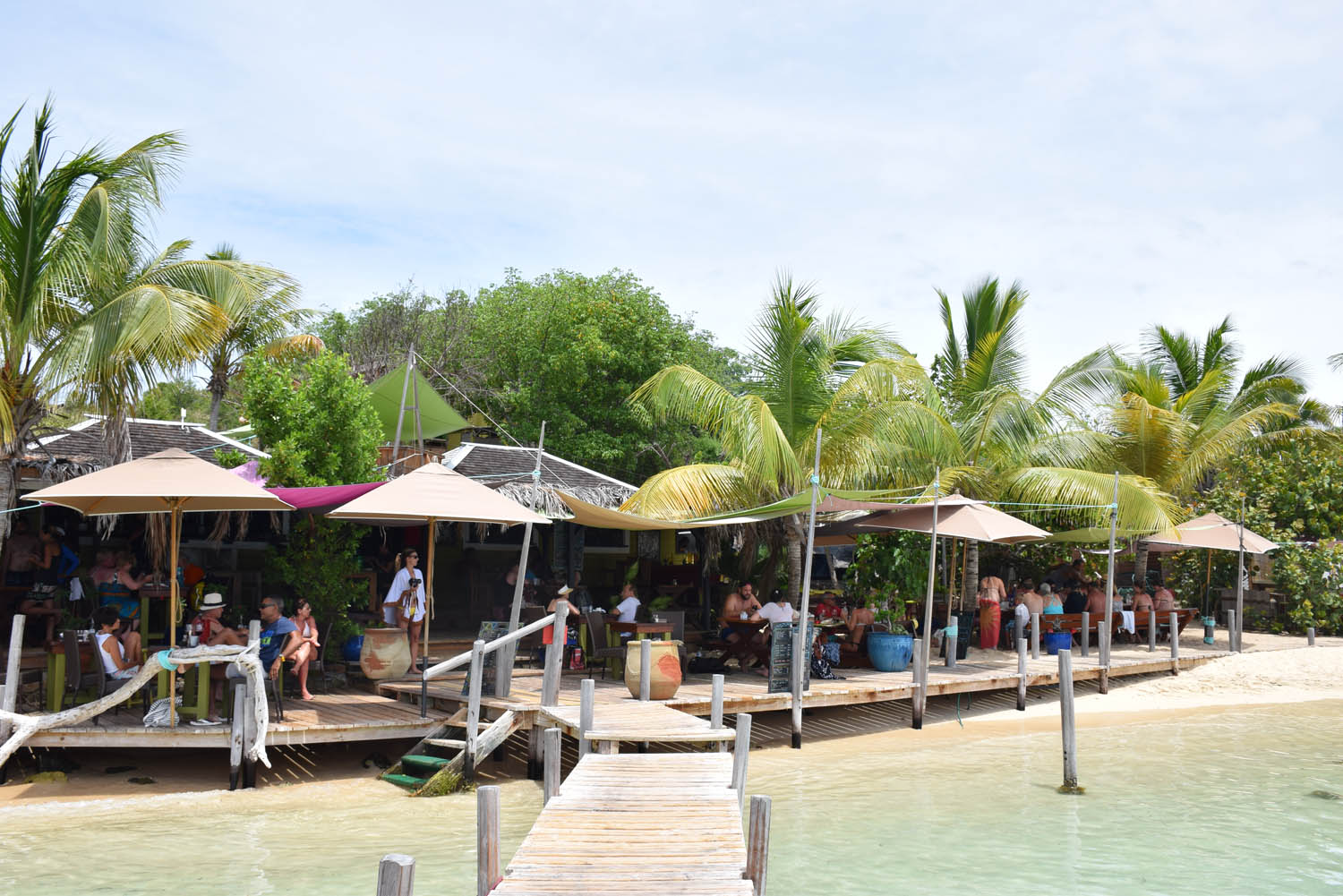 Pinel Island - Restaurante Karibuni