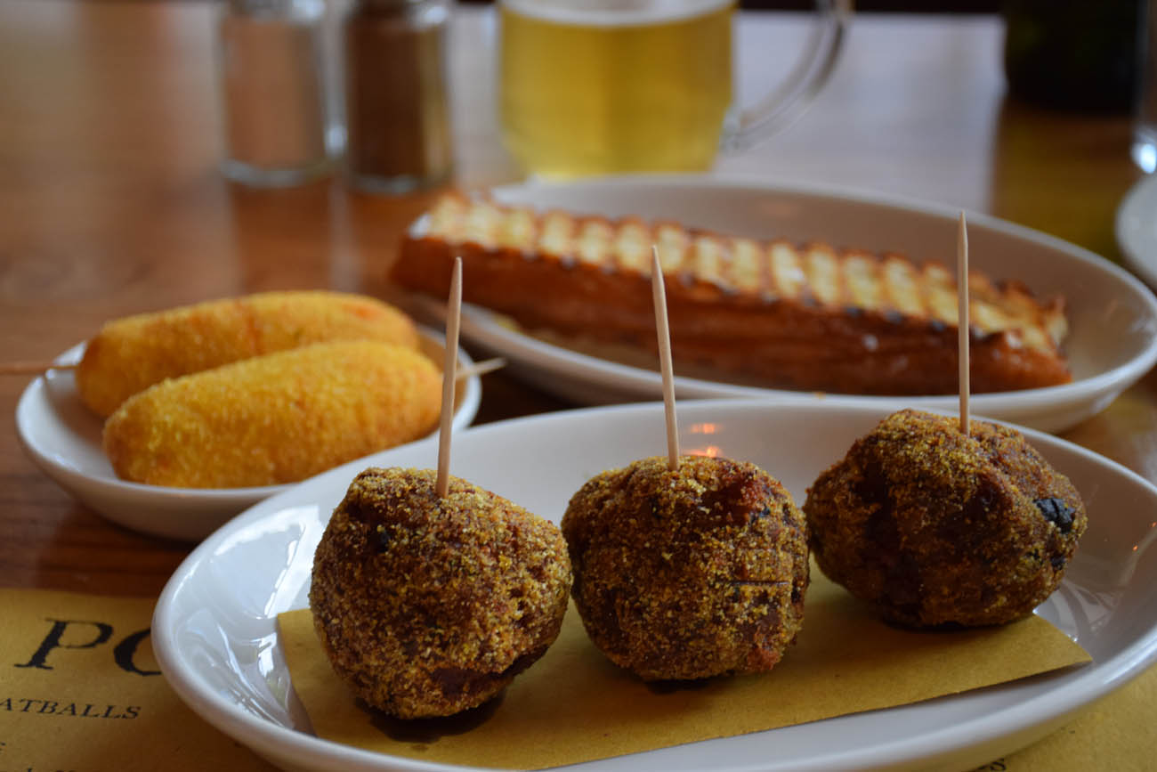 Meatballs + Potato & Parmesan Crocchette | POLPO Restaurant - Londres
