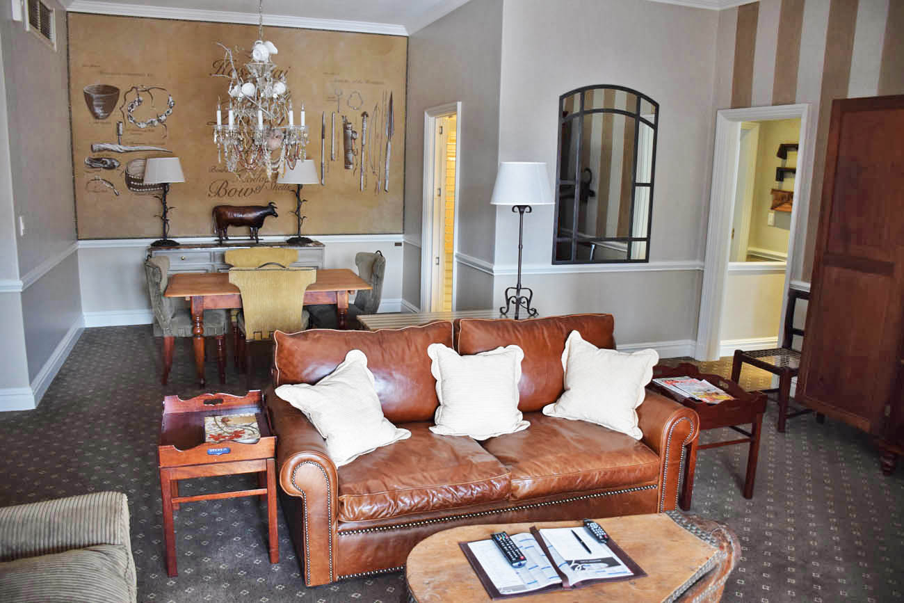 2-Bedroom Suite - Sala | Cape Grace Hotel, Cape Town