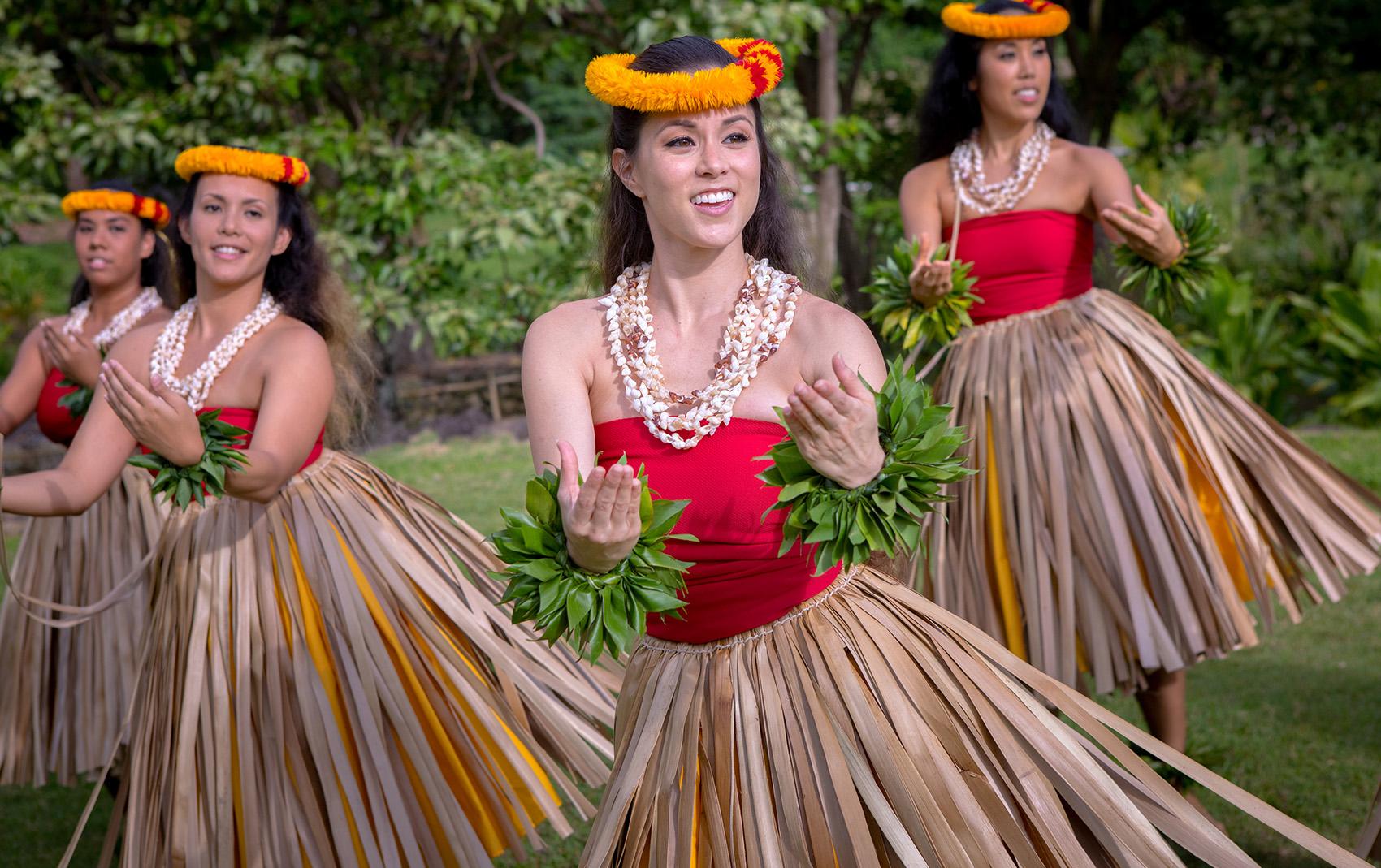 hula dancing hawaii