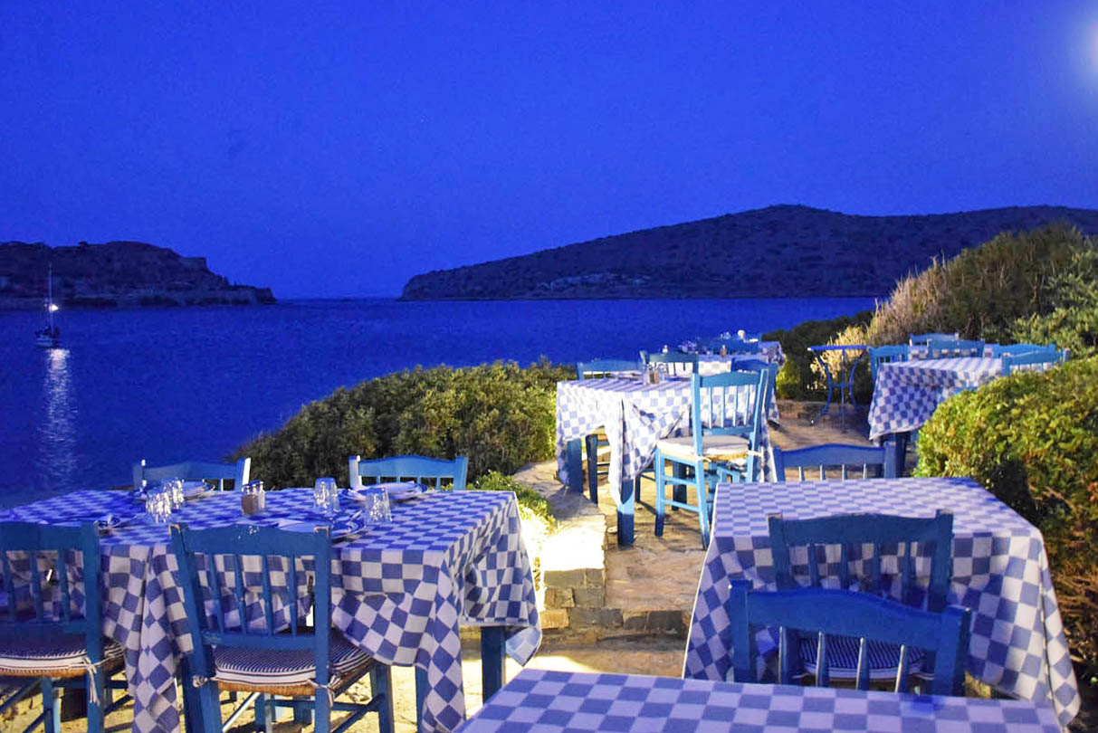 Blue Door Taverna - Blue Palace Resort - Elounda - Creta - Grécia 