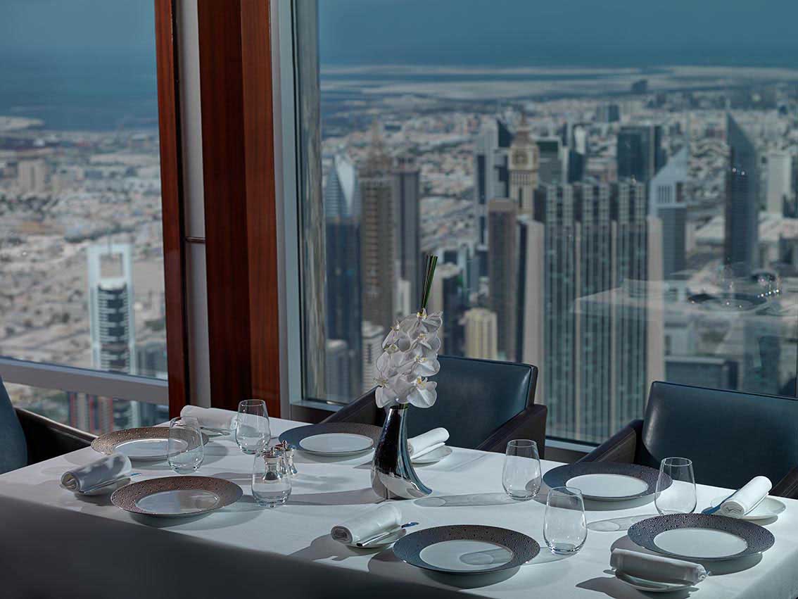 atmosphere restaurant burj khalifa